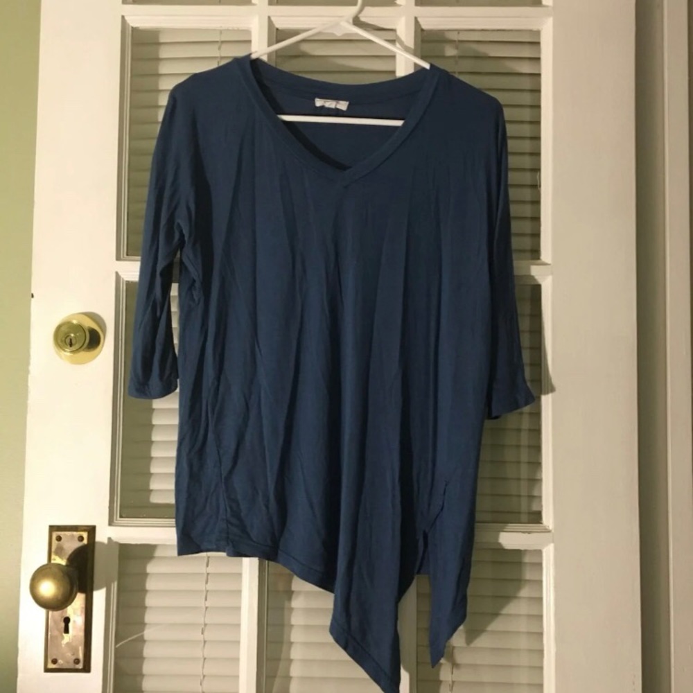 Evelie blue top, size small